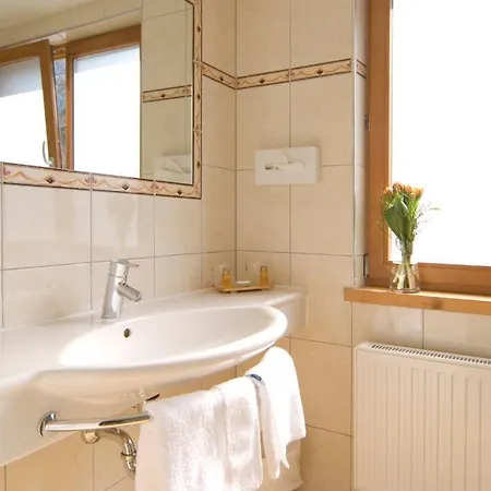 Отель Huber Tramserhof 4*